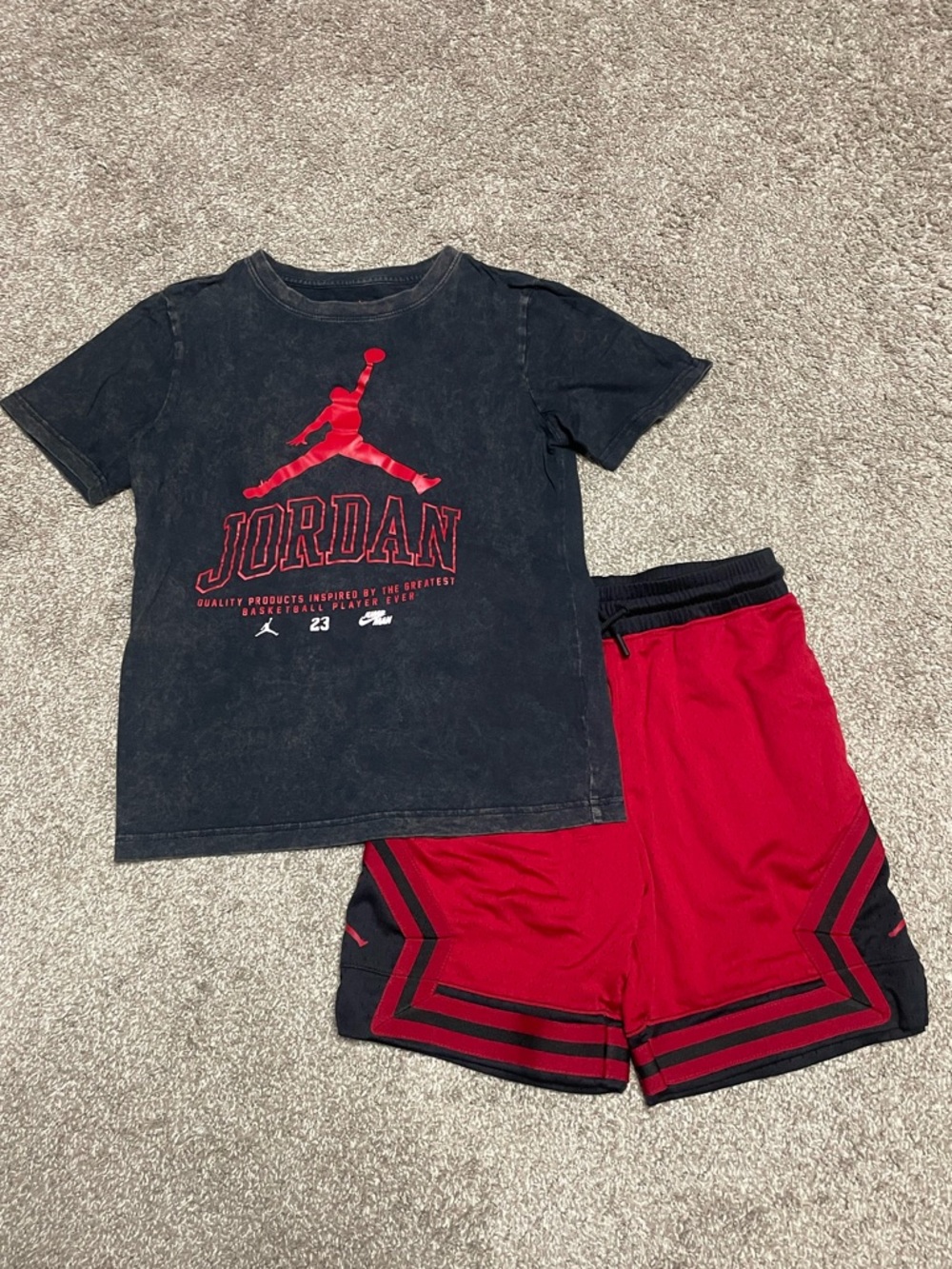 Jordan T-Shirt and Shorts Outfit Boy’s Size Medium (10/12)